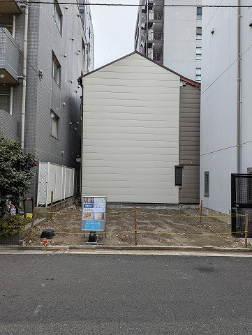 石原３丁目　建築条件なし整形地の外観|現地写真。更地につきすぐに引渡し可能です。