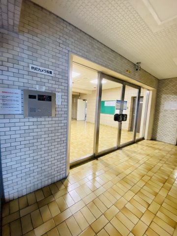 ライオンズマンション警固南のエントランス