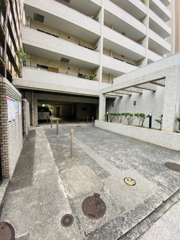 ライオンズマンション警固南のエントランス