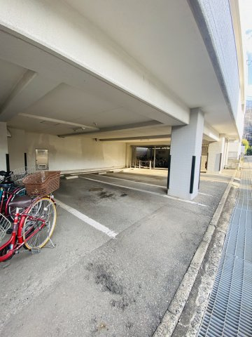 シティマンション南福岡Ⅱの駐車場