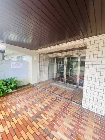 グランピア空港前のエントランス