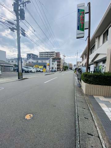 アンピール空港通り一号館の周辺
