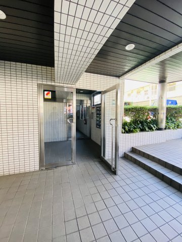 エスポワール小笹のエントランス