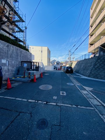 コープ野村香椎駅東B棟の駐車場