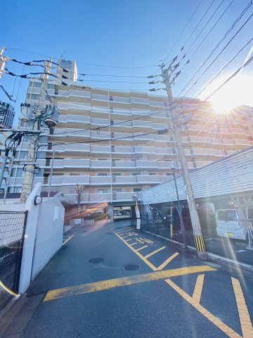 アンピール箱崎東の外観