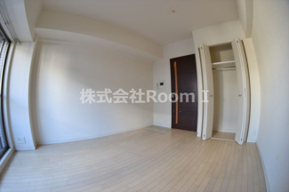 【洋室】 | S-RESIDENCE Hommachi Marks | 個人の部屋や寝室として使える洋室です