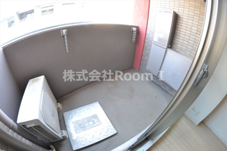 【バルコニー】 | S-RESIDENCE Hommachi Marks | 開放的で明るい空間を演出してくれるバルコニーです