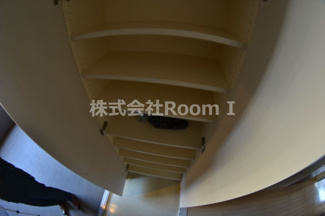【収納】 | S-RESIDENCE Hommachi Marks | 大きなスペースがあり、収納には困りません