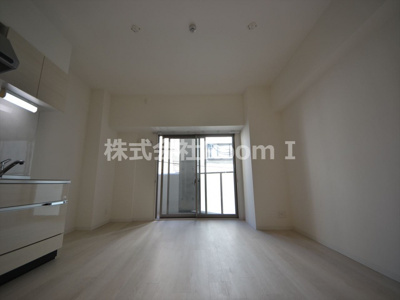 【居間・リビング】 | ラ・メゾンヴェール上町 | ゆったりとした居間です