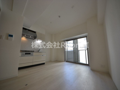 【居間・リビング】 | ラ・メゾンヴェール上町 | こちらの居間で趣味の時間をお楽しみください