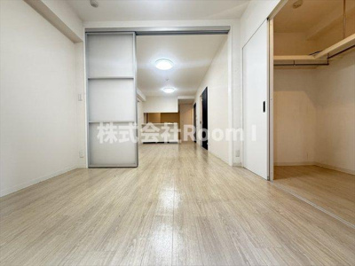 【居間・リビング】 | サニーハウス天満橋 | おしゃれな居間です