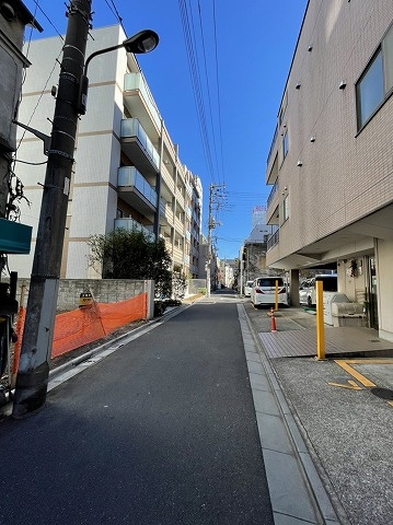 建築条件なし 浅草２丁目の土地の前面道路含む現地写真|南西側から見た前面道路