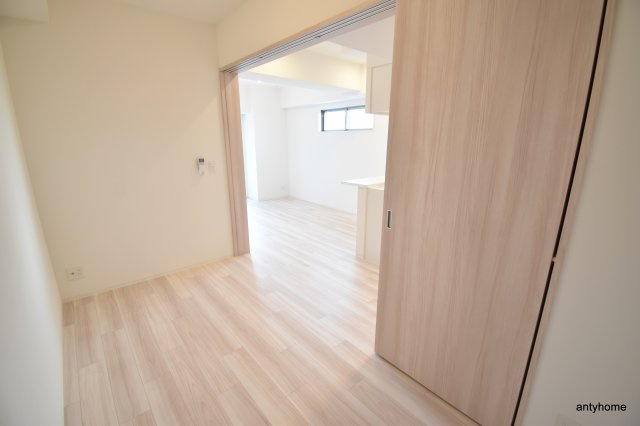 アーバネックス西本町　仲介手数料無料の洋室