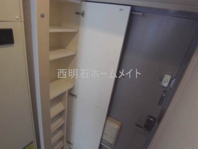 【玄関】 | カーサ王塚台 | シューズボックス☆イメージ写真