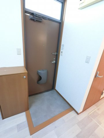 【玄関】