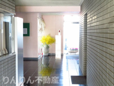 【エントランス】 | コーポHAMADAⅢ | 落ち着いたエントランスです