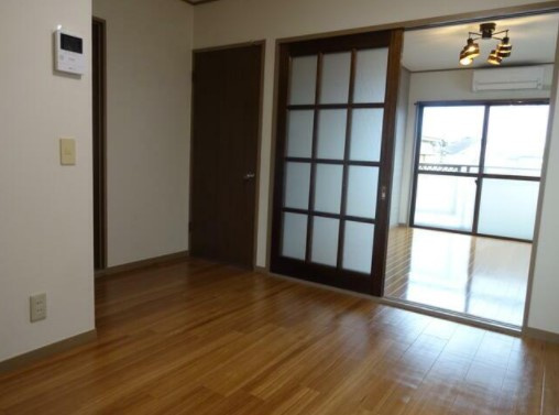 【居間・リビング】