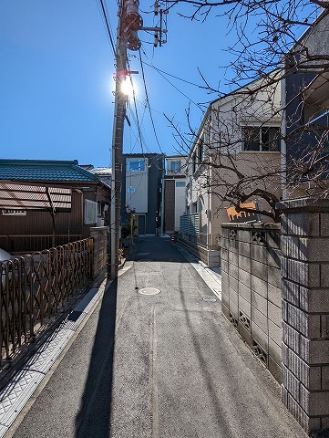 アーベインシティ墨田２の前面道路含む現地写真