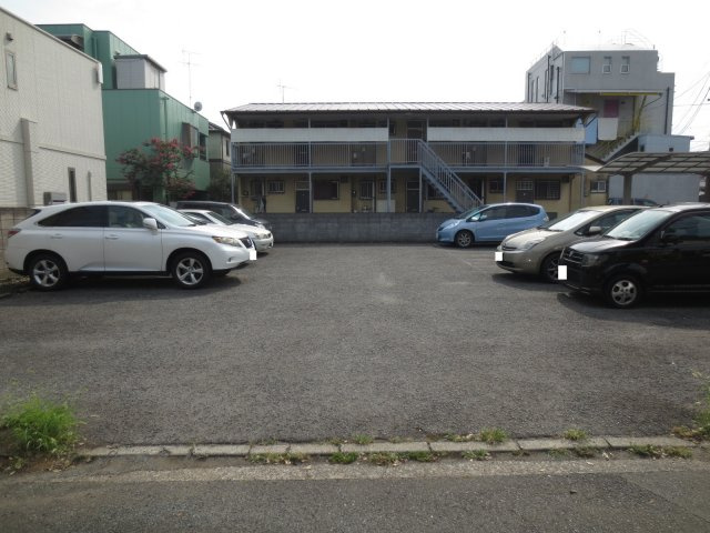 【駐車場】
