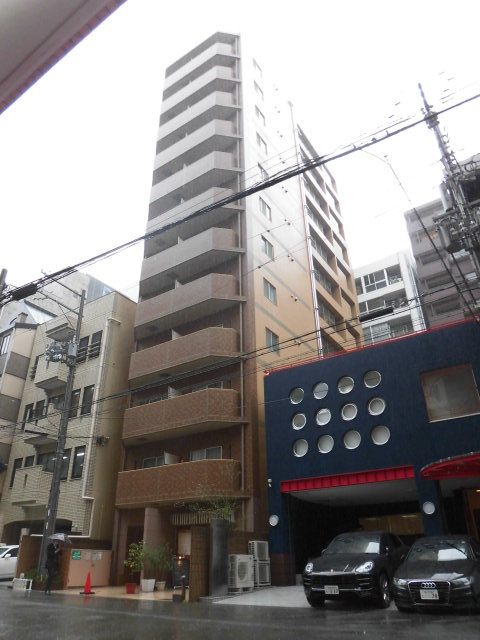 ヴィラタワー谷町の外観