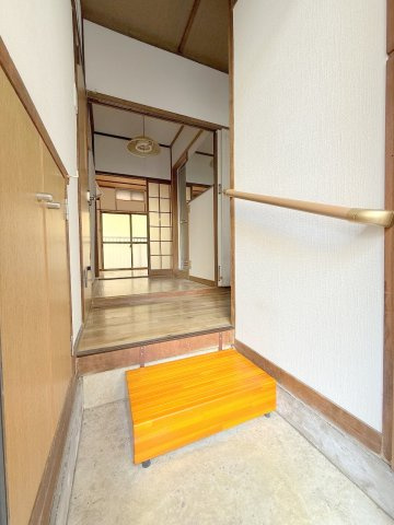 【玄関】