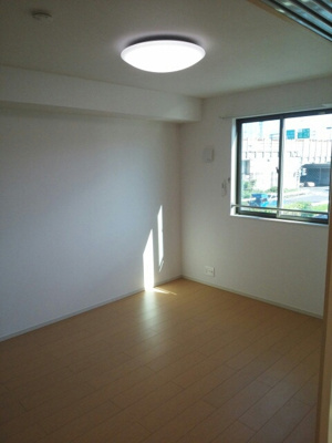 【洋室】 | コンフォルト