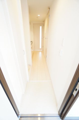 【玄関】 | リブリ・トーカク | ※同物件・同タイプの写真です。