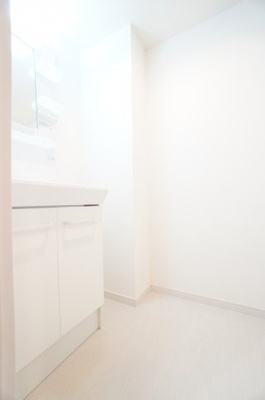 【洗面所】 | リブリ・トーカク | ※同物件・同タイプの写真です。