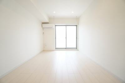 【洋室】 | リブリ・トーカク | ※同物件・同タイプの写真です。