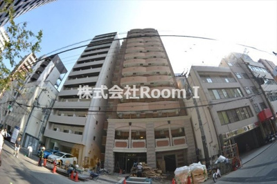【外観】 | Ｌｕｘｅ本町 | 外はこのようになっています