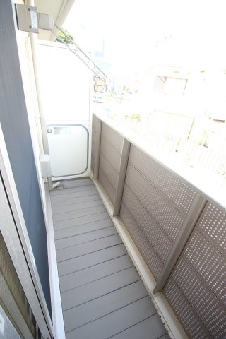 グリーンクレスト新横浜Bのバルコニー