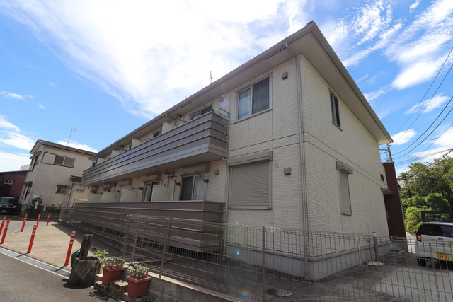グリーンクレスト新横浜Bの外観
