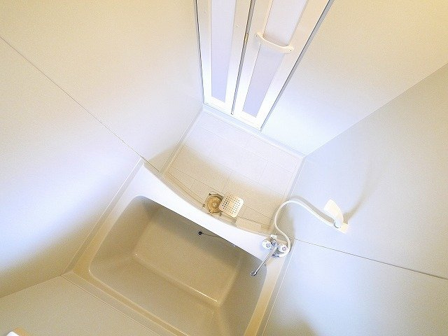 プレミール B棟（桜が丘）の浴室