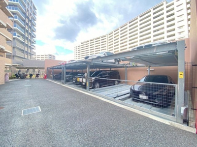 【駐車場】 | IZUMI　HILLS