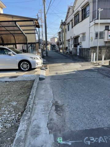 下坂部2丁目30-4青空ガレージ一括貸土地の周辺|前面道路含む　南東向き