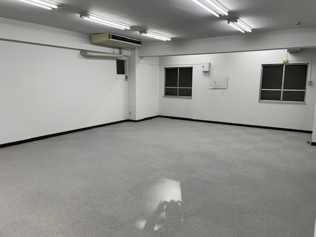 中央区銀座３丁目の事務所の内装
