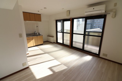 【居間・リビング】 | カーレンベルグ