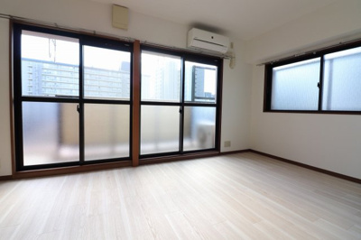 【洋室】 | カーレンベルグ