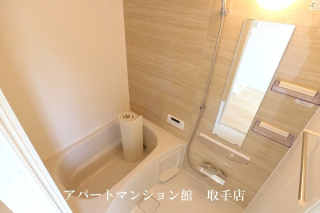 太平オーシカの浴室