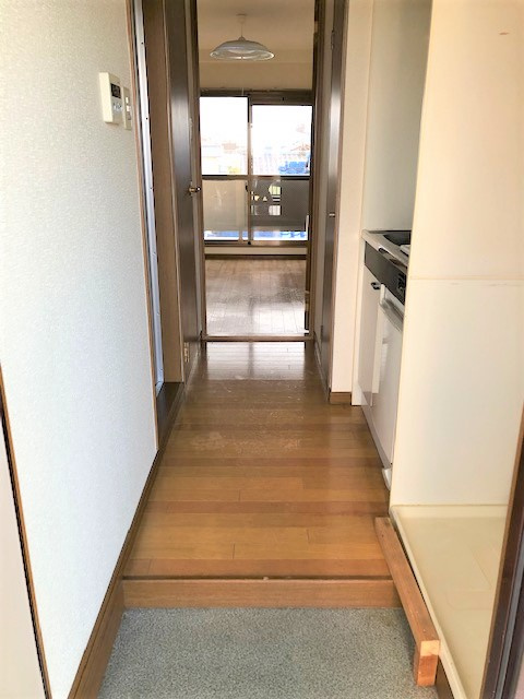 サウスビュウハイツの玄関
