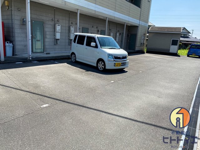 コーポ平原Ⅰの駐車場|駐車場があります