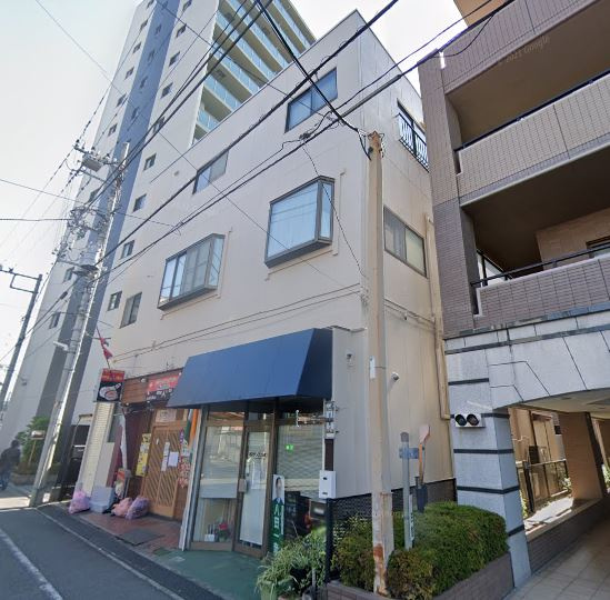 林ビルの外観