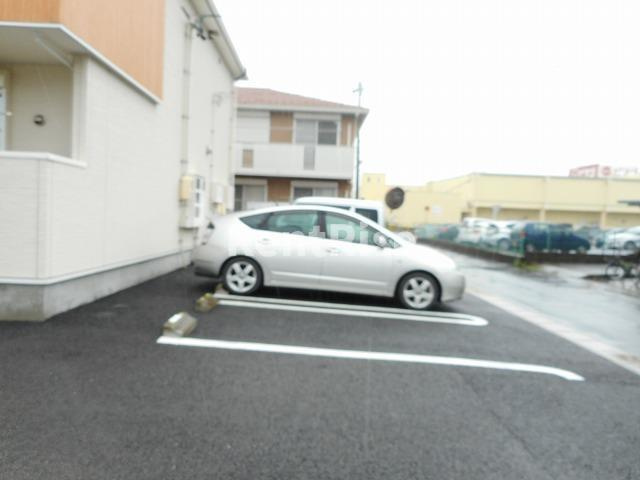 ブルー　ムーンの駐車場|駐車場