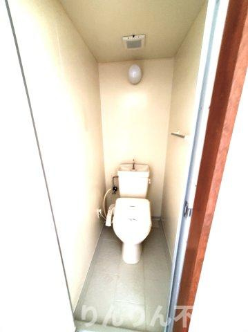 【トイレ】 | ハイムリベラル | ゆったりとした空間のトイレです