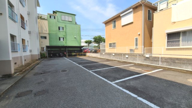 垂水農住団地5号棟の駐車場|☆神戸市垂水区　垂水農住団地☆