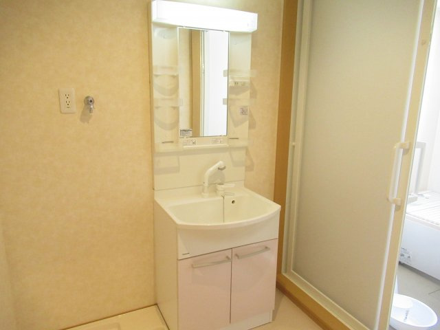 レ・アール飯田Ⅱの独立洗面台