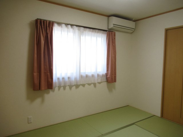 レ・アール飯田Ⅱの和室