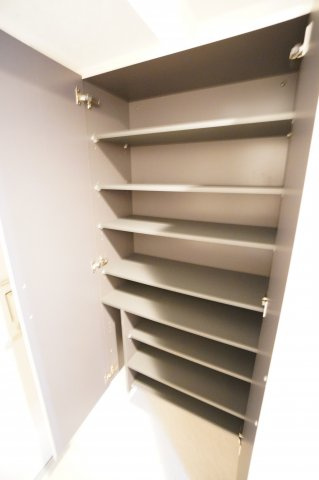 【収納】 | アーバンシャトー千葉 | ※同物件・同タイプの写真です。