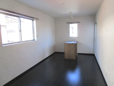 【寝室】 | 高知市薊野西町2丁目 中古売家 3SLDK | 9帖洋室