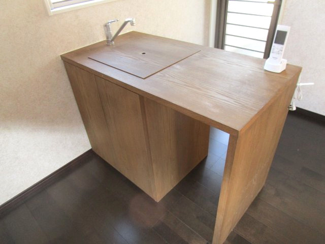 【寝室】 | 高知市薊野西町2丁目 中古売家 3SLDK | ミニカウンター